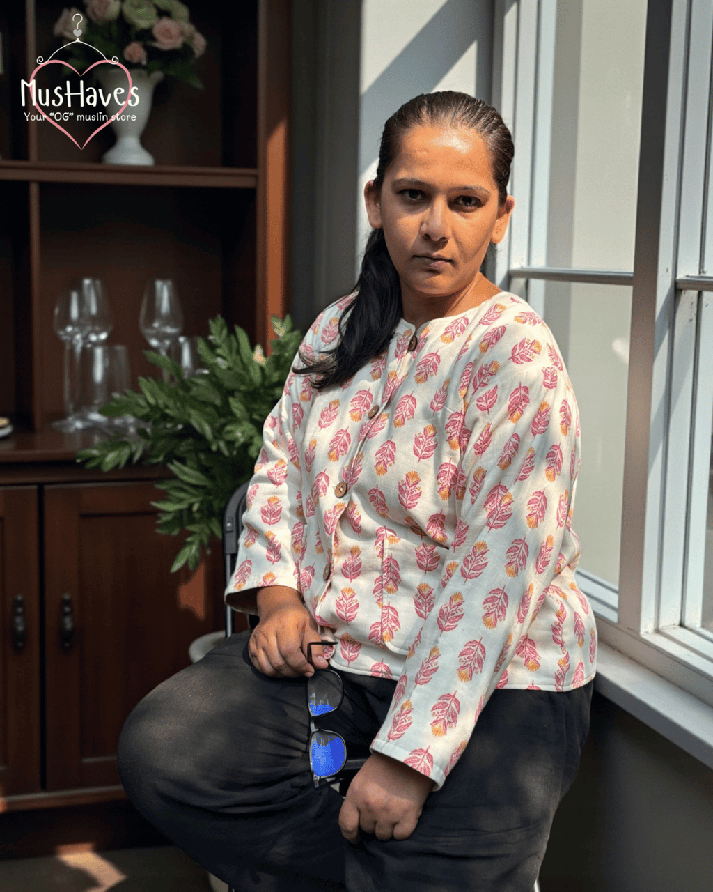 Premium Muslin Jacket | Women | 100% Organic Cotton | Mulmul | 4-Layer | 6-Layers | Reversible | Round Neck | 10°C to 25°C | Red Petal + Beige