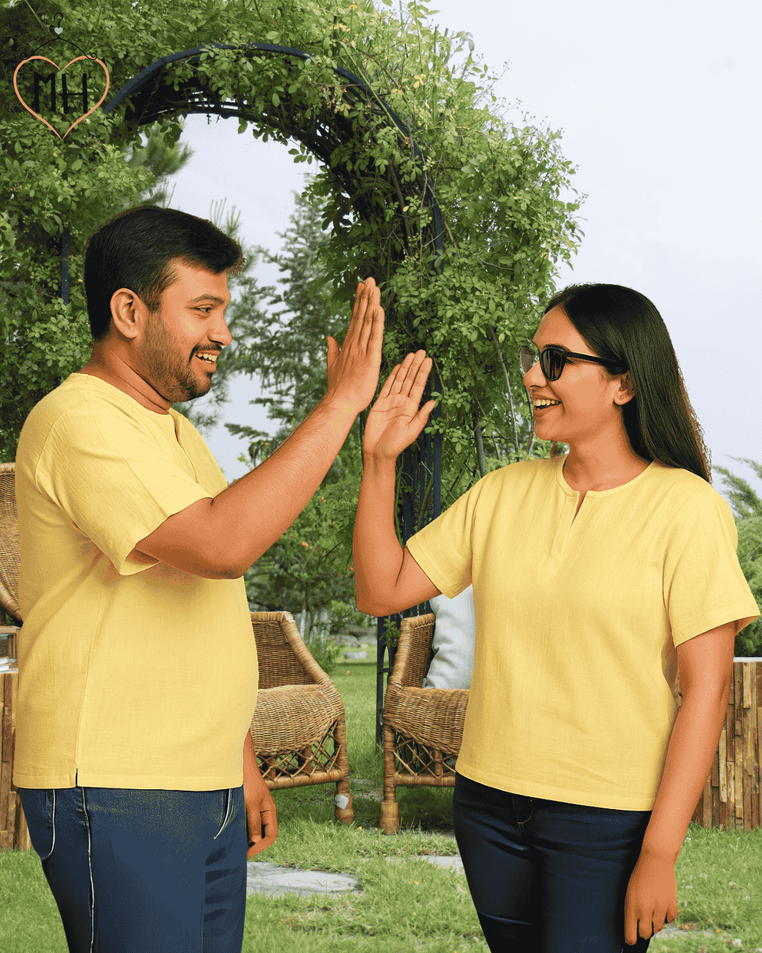 Unisex Organic Cotton Muslin T-Shirt – 100% Double Gauze, Loose Fit, Breathable Lemon Yellow Tee