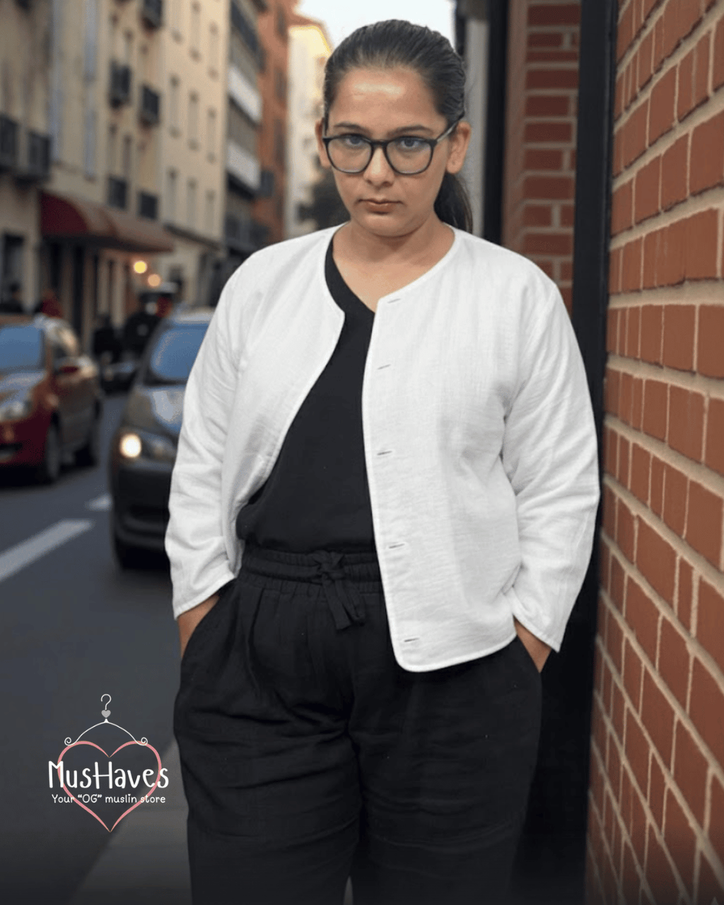 Premium Muslin Jacket | Women | 100% Organic Cotton | Mulmul | 4-Layer | 6-Layers | Reversible | Round Neck | 10°C to 25°C | BnW Block Print + White